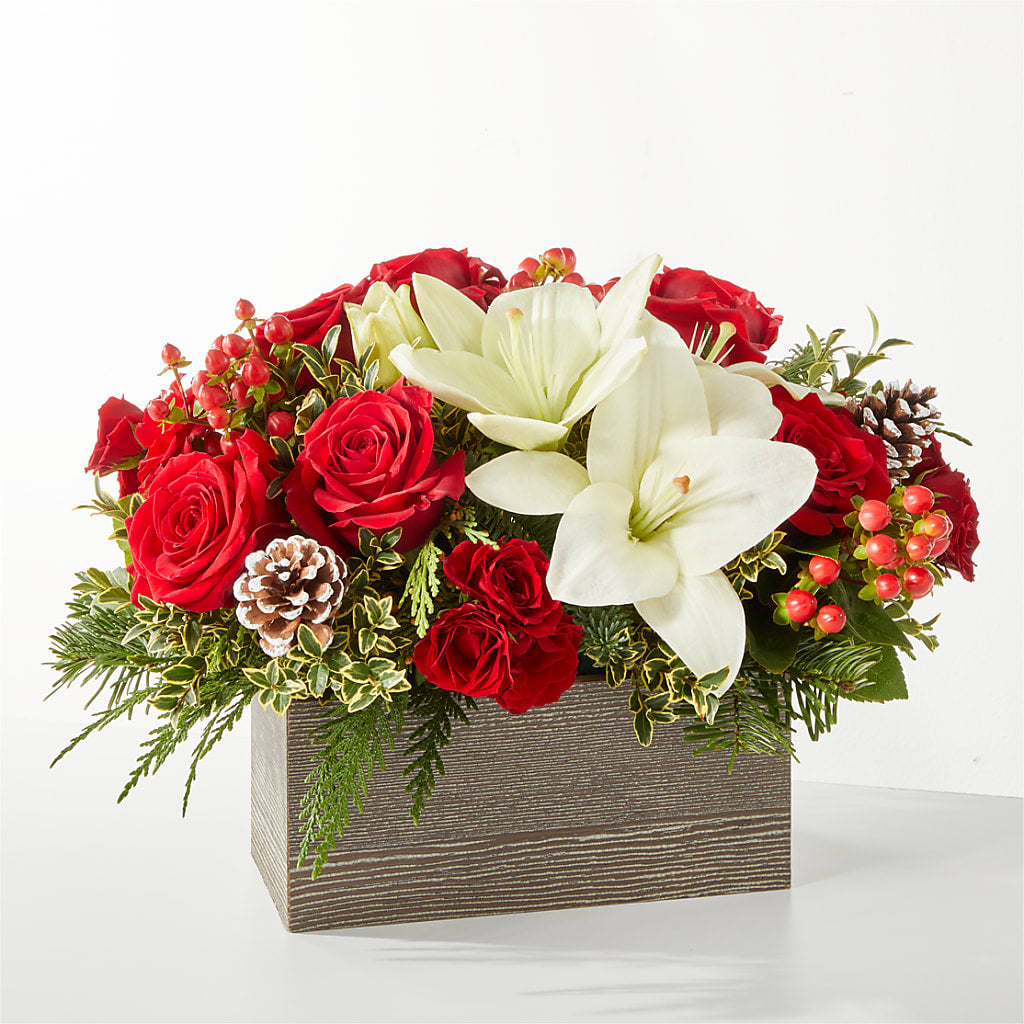 Snowy Wonderland Bouquet – The Flower Place, Bradenton FL