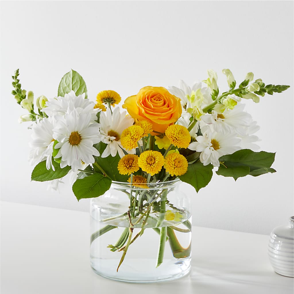 Sun Salutation Bouquet – THE FLOWER PLACE, Bradenton FL