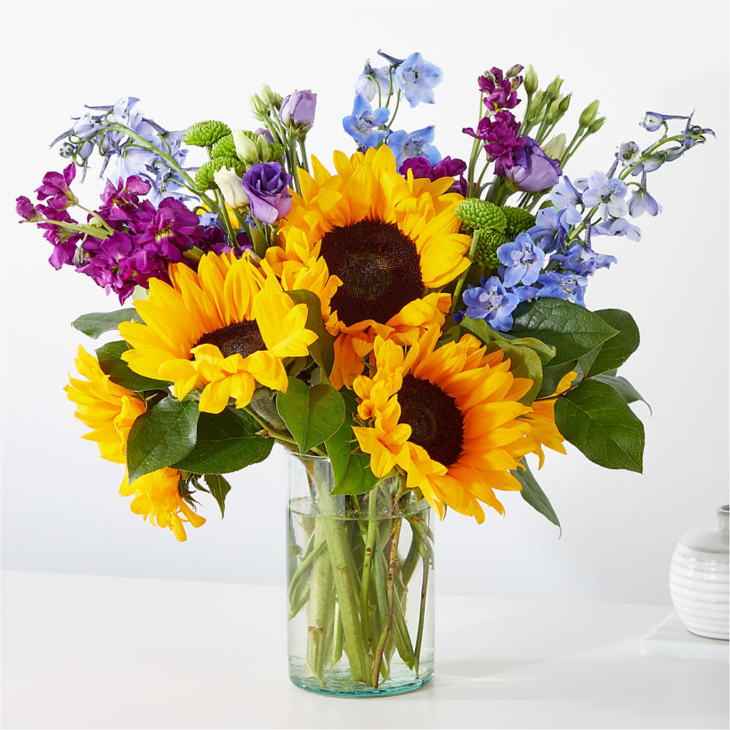 Catching Rays Bouquet – The Flower Place, Bradenton FL