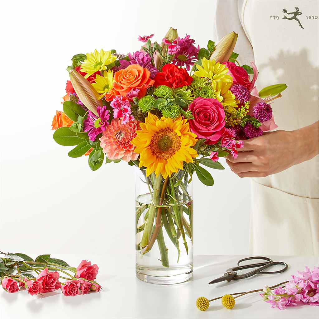 Cue the Confetti - A Florist Original – The Flower Place, Bradenton FL