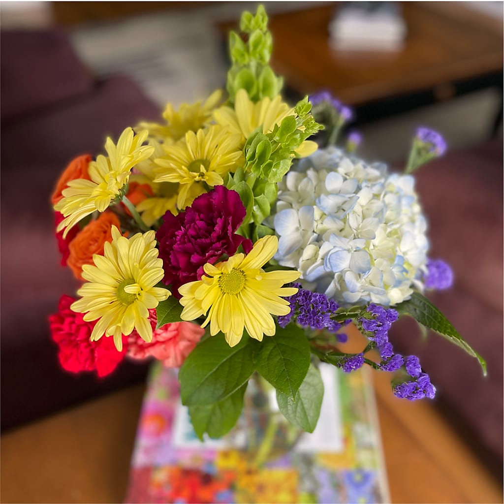 Summer Spectra - A Florist Original – King Wholesale Flowers Co, Bradenton FL