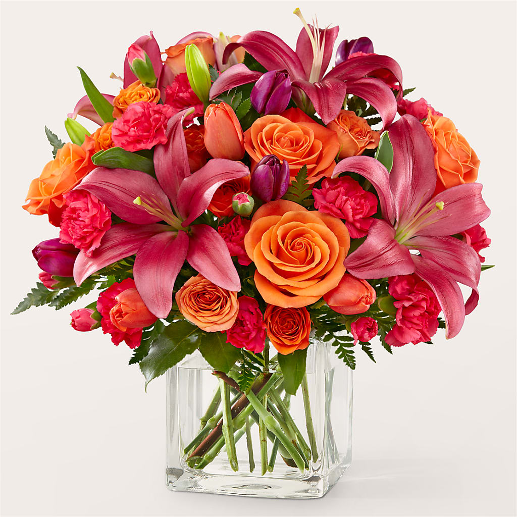 Lucky Lily Bouquet – The Flower Place, Bradenton FL