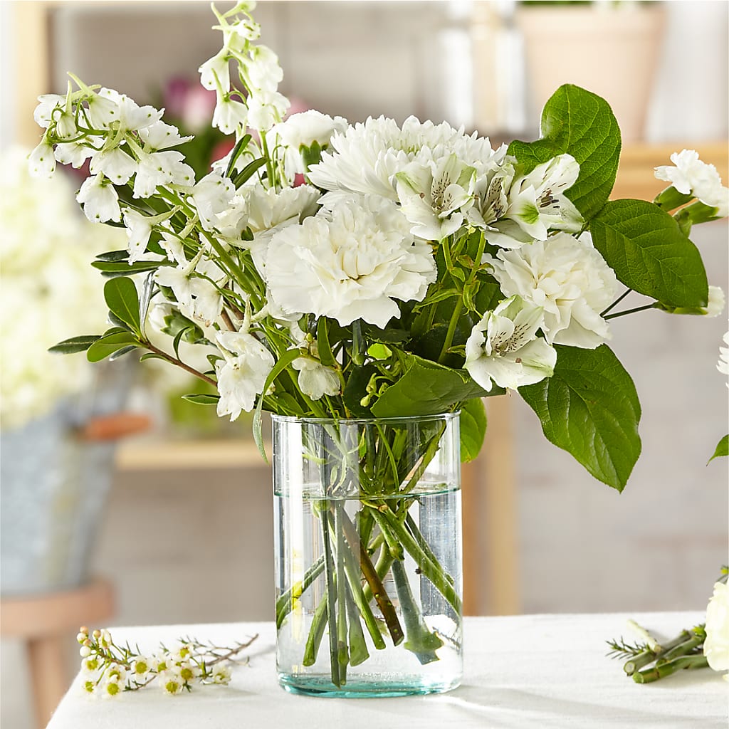 Classic Ivory – A Florist Original – THE FLOWER PLACE, Bradenton FL