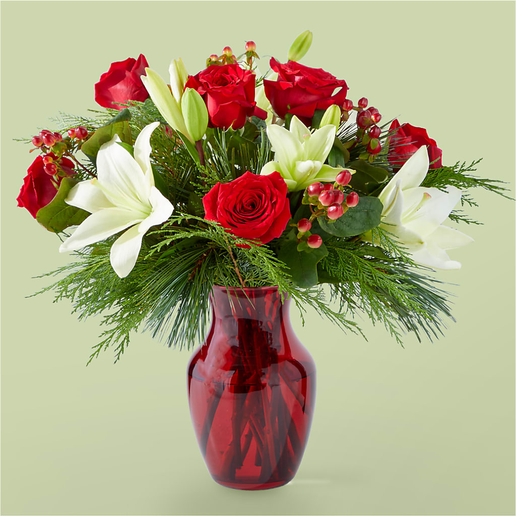 Evergreen Delight Bouquet – The Flower Place, Bradenton FL