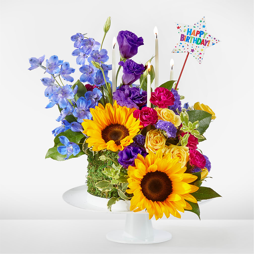 Star of the Day Floral Cake – The Flower Place, Bradenton FL