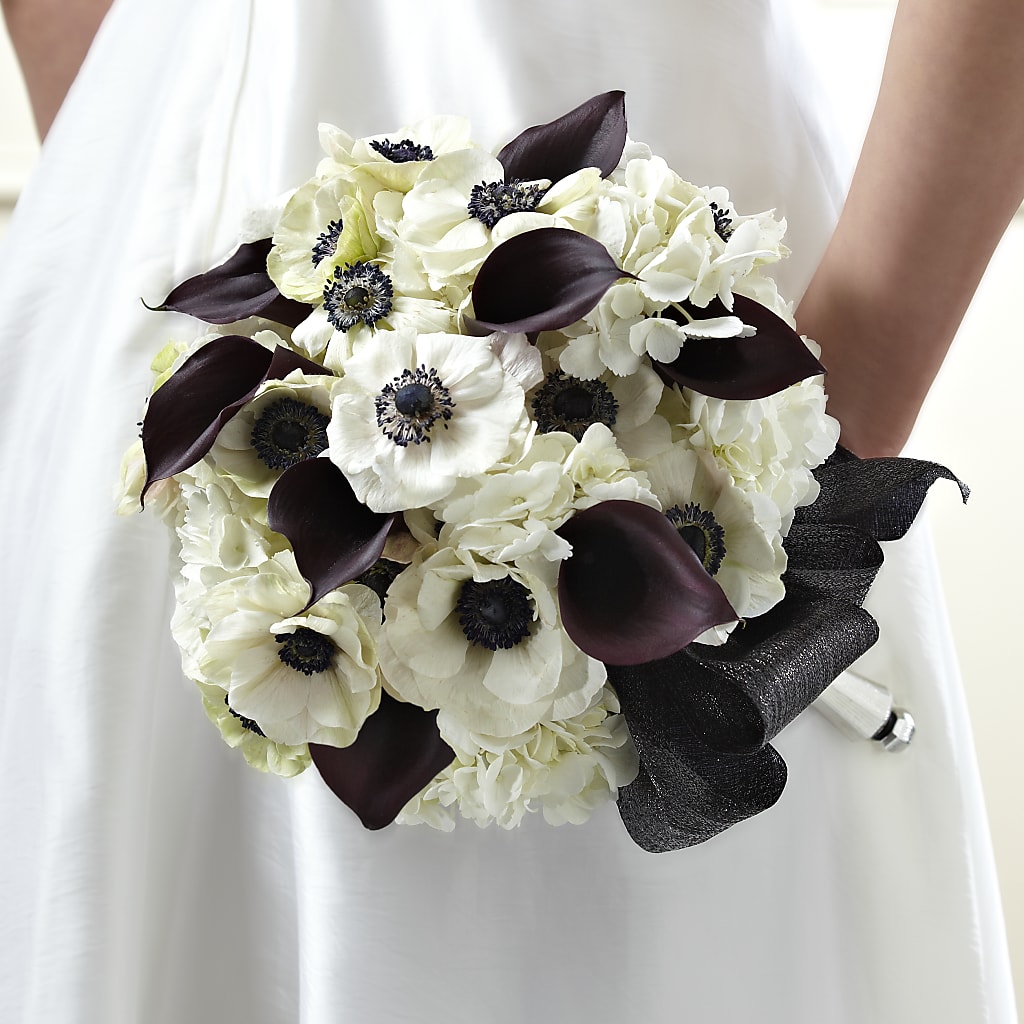To Have and To Hold Bouquet – The Flower Place, Bradenton FL