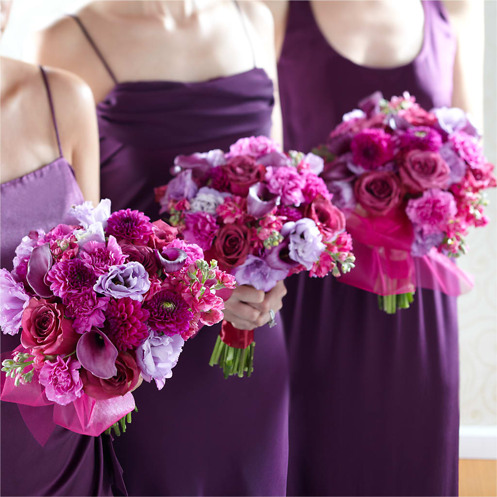 Bridesmaid's Garden Bouquet – The Flower Place, Bradenton FL