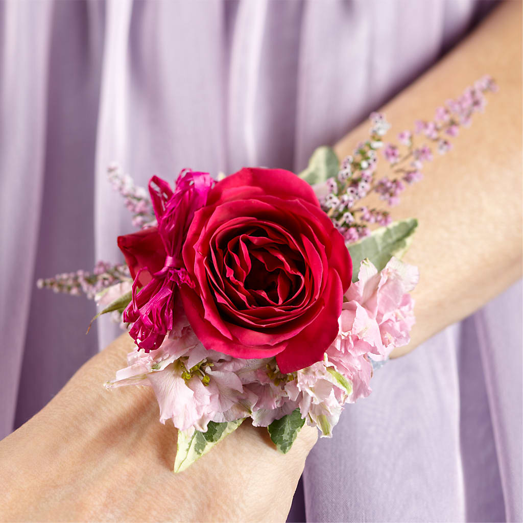 Rose Charm Corsage – The Flower Place, Bradenton FL