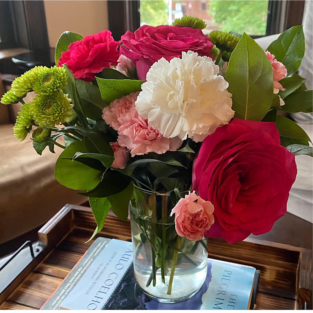 Sweet & Pretty Bouquet –  King Wholesale Flowers Co, Bradenton FL