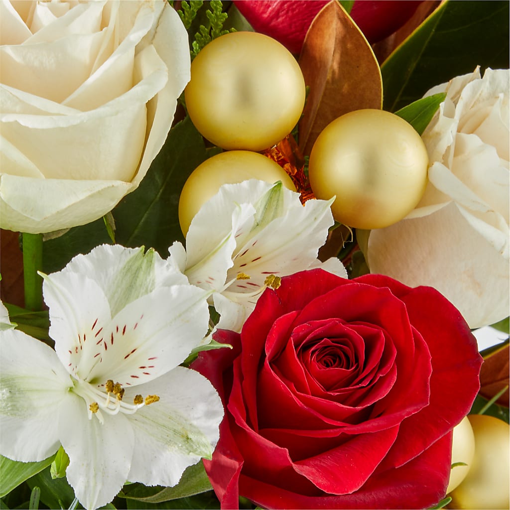 Joy & Jolly Bouquet –  King Wholesale Flowers Co, Bradenton FL