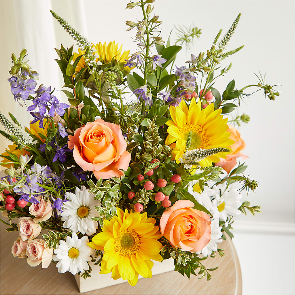 The Good Life Bouquet –  King Wholesale Flowers Co, Bradenton FL