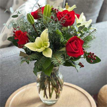 Glittering Lights Bouquet –  King Wholesale Flowers Co, Bradenton FL