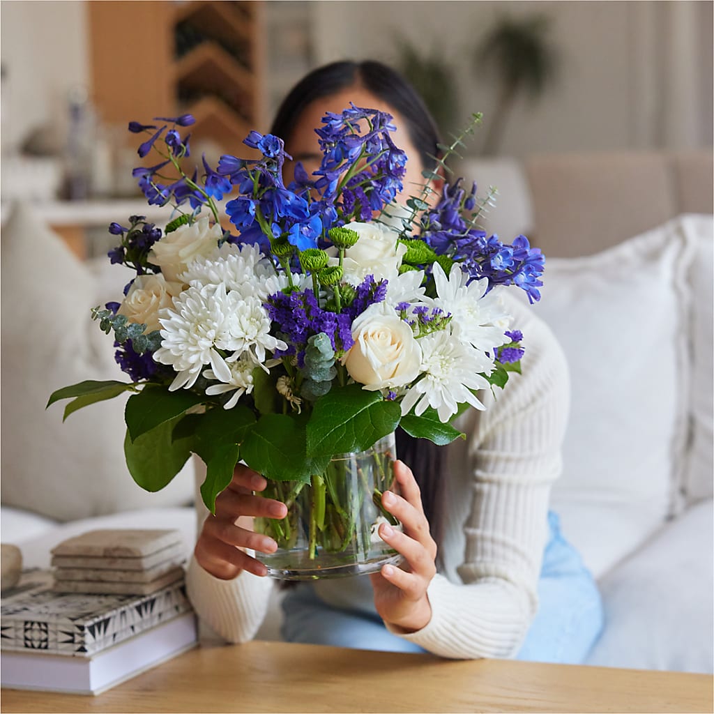 Cerulean Waves Bouquet –  King Wholesale Flowers Co, Bradenton FL