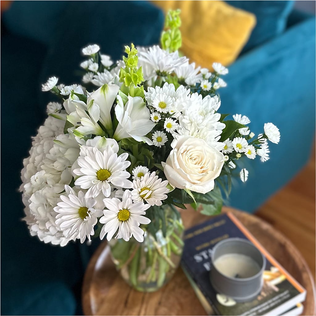 Classic Ivory – A Florist Original –  King Wholesale Flowers Co, Bradenton FL