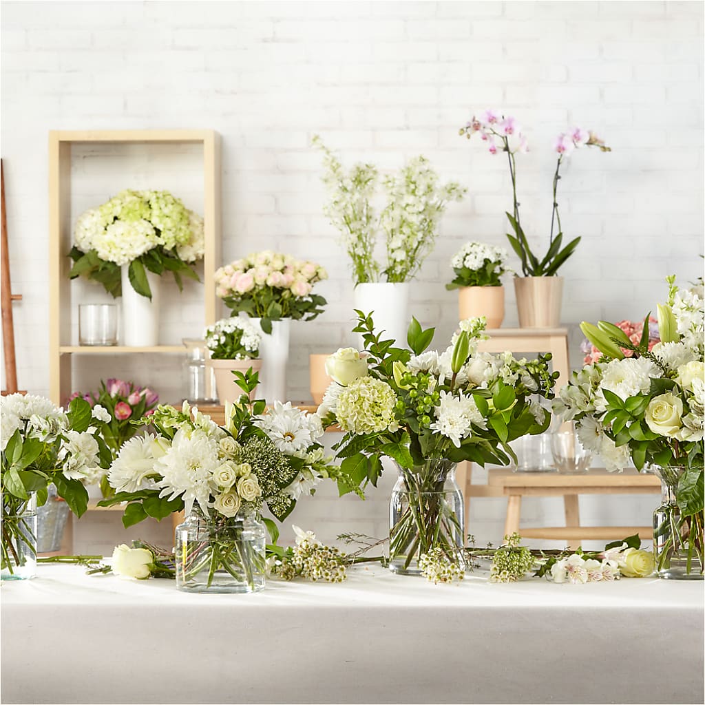 Classic Ivory – A Florist Original –  King Wholesale Flowers Co, Bradenton FL
