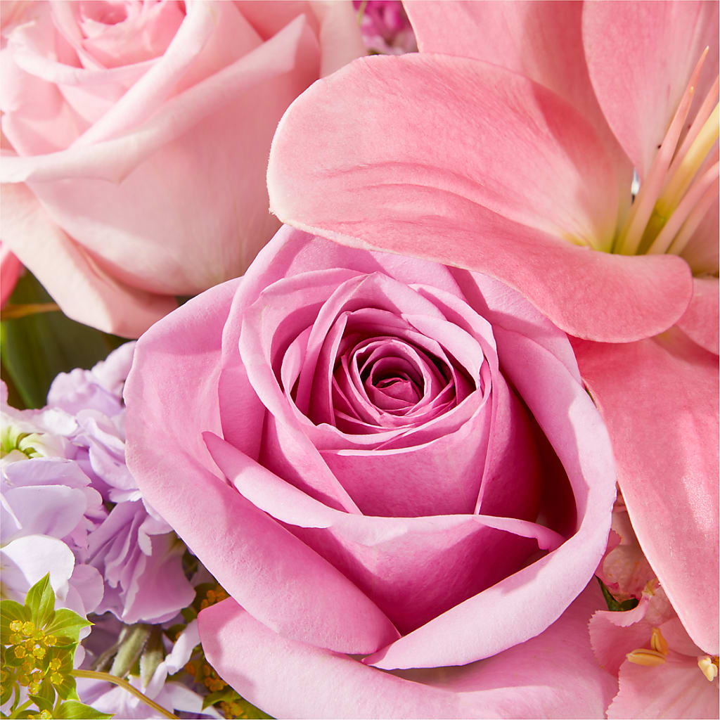 The Crown Jewel Bouquet –  King Wholesale Flowers Co, Bradenton FL