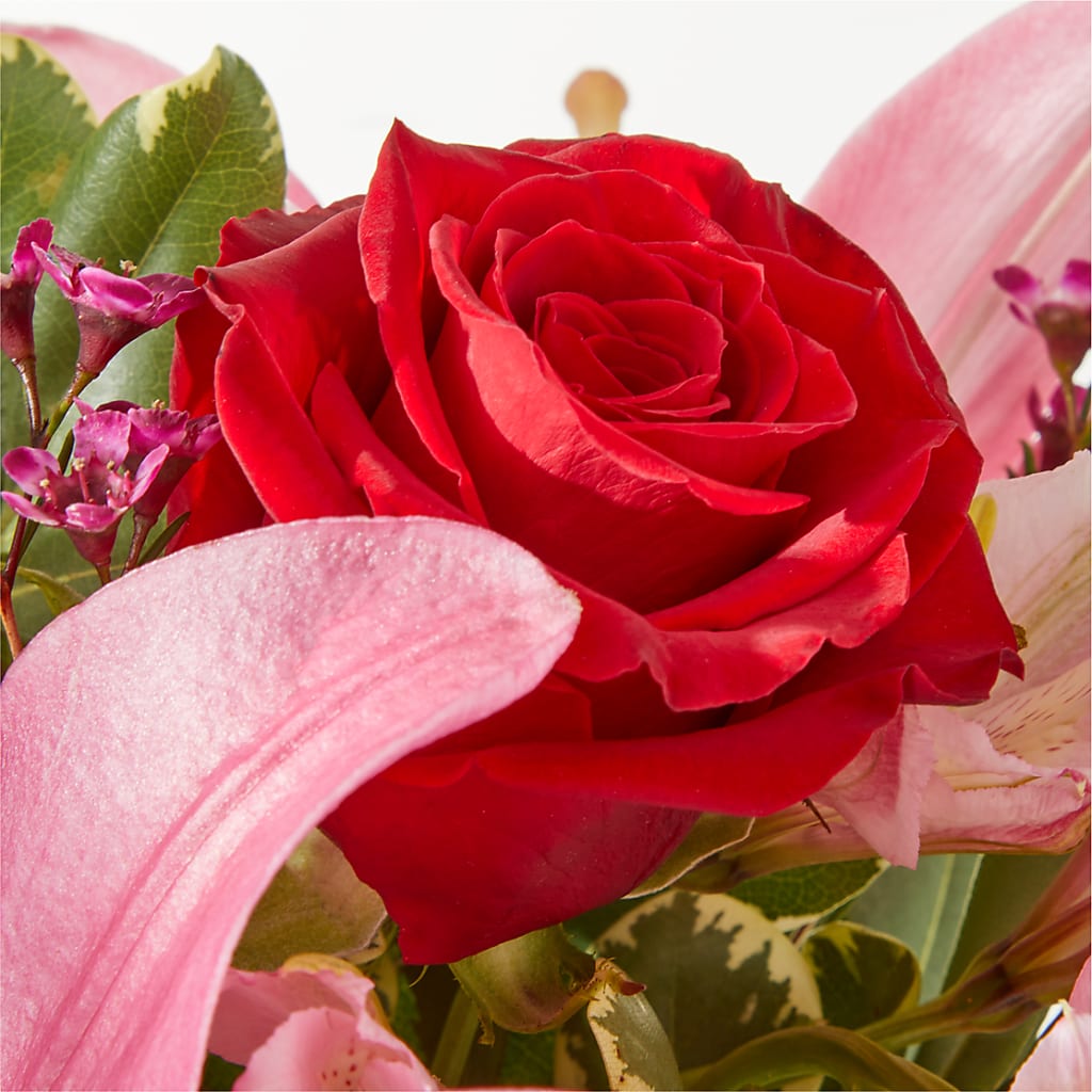 Lucky in Love Bouquet –  King Wholesale Flowers Co, Bradenton FL