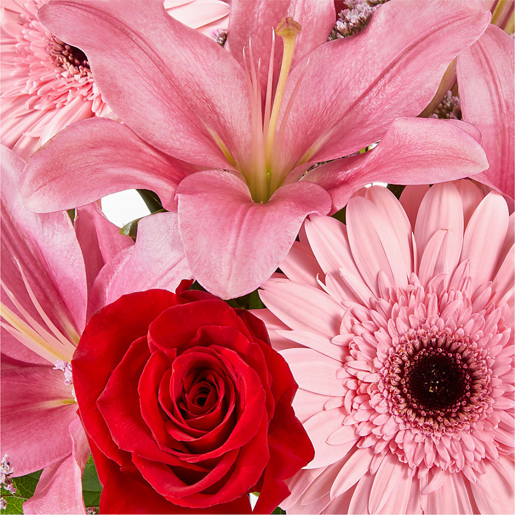 Lots of Love Bouquet –  King Wholesale Flowers Co, Bradenton FL