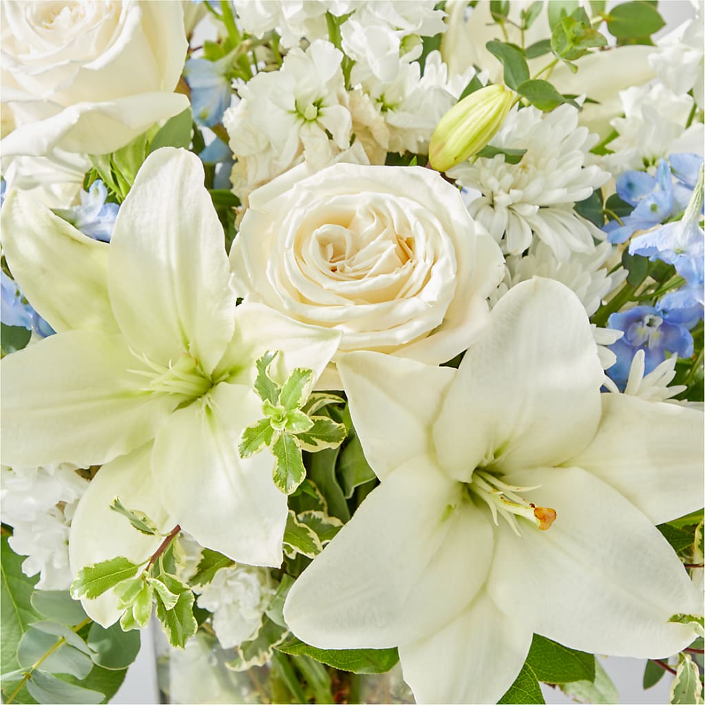 Peace of Mind Bouquet –  King Wholesale Flowers Co, Bradenton FL