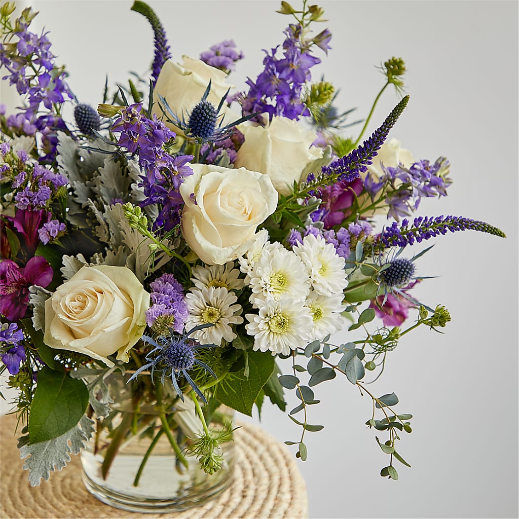 Shooting Star Bouquet –  King Wholesale Flowers Co, Bradenton FL