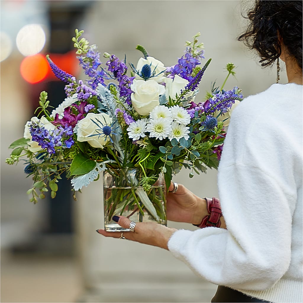 Shooting Star Bouquet –  King Wholesale Flowers Co, Bradenton FL