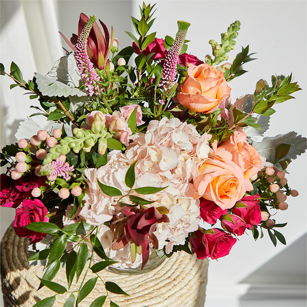 Glitz & Glam Bouquet –  King Wholesale Flowers Co, Bradenton FL