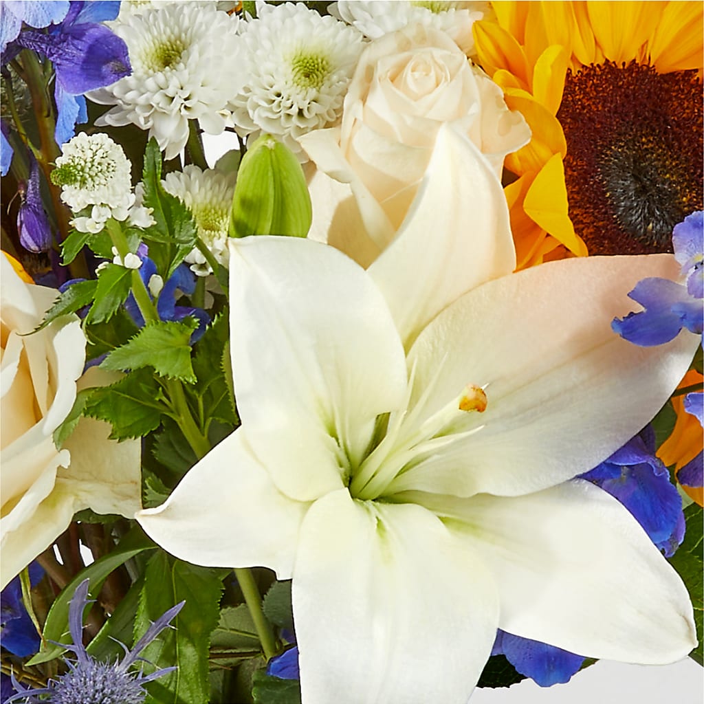 Wonderfully Sunny Bouquet –  King Wholesale Flowers Co, Bradenton FL