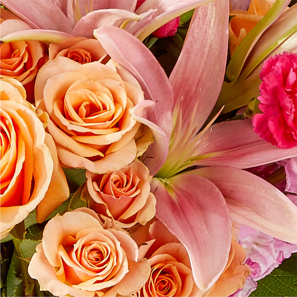 Bisous Bouquet –  King Wholesale Flowers Co, Bradenton FL