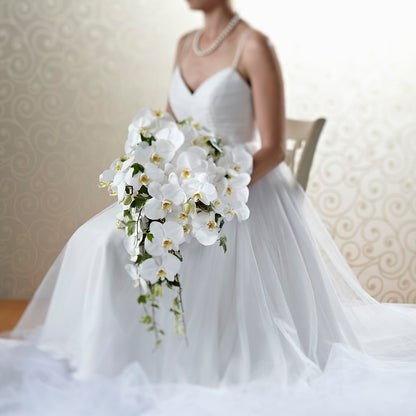 Classic White Bouquet – THE FLOWER PLACE, Bradenton FL